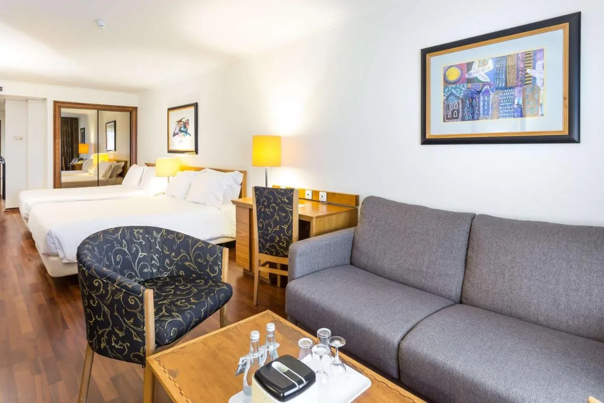 Image 1 of Radisson Blu Hotel Lisbon