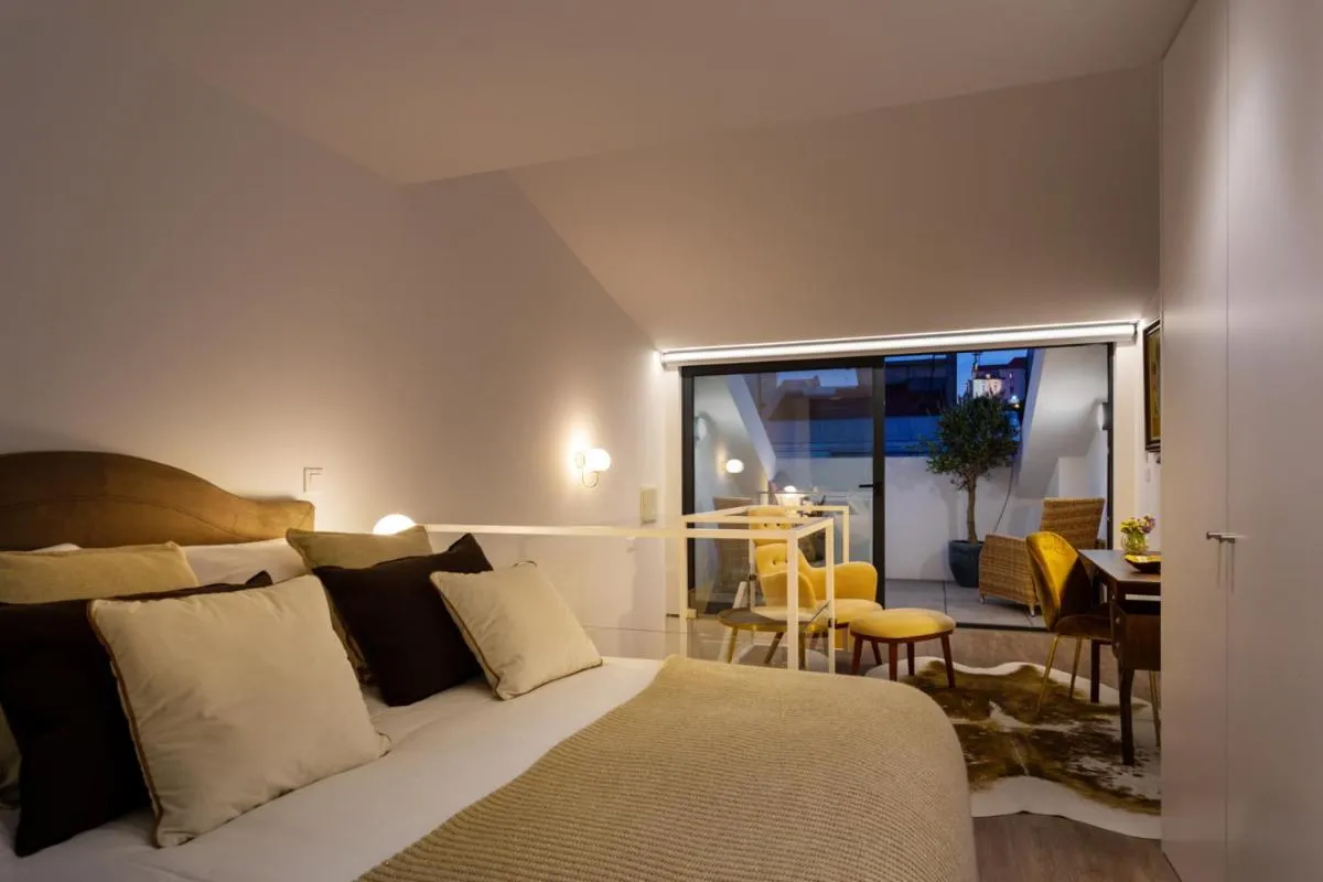 Image 1 of STUPENDO-Three Rooms-Suite with Terrace -Center -Air conditioning-Free Park