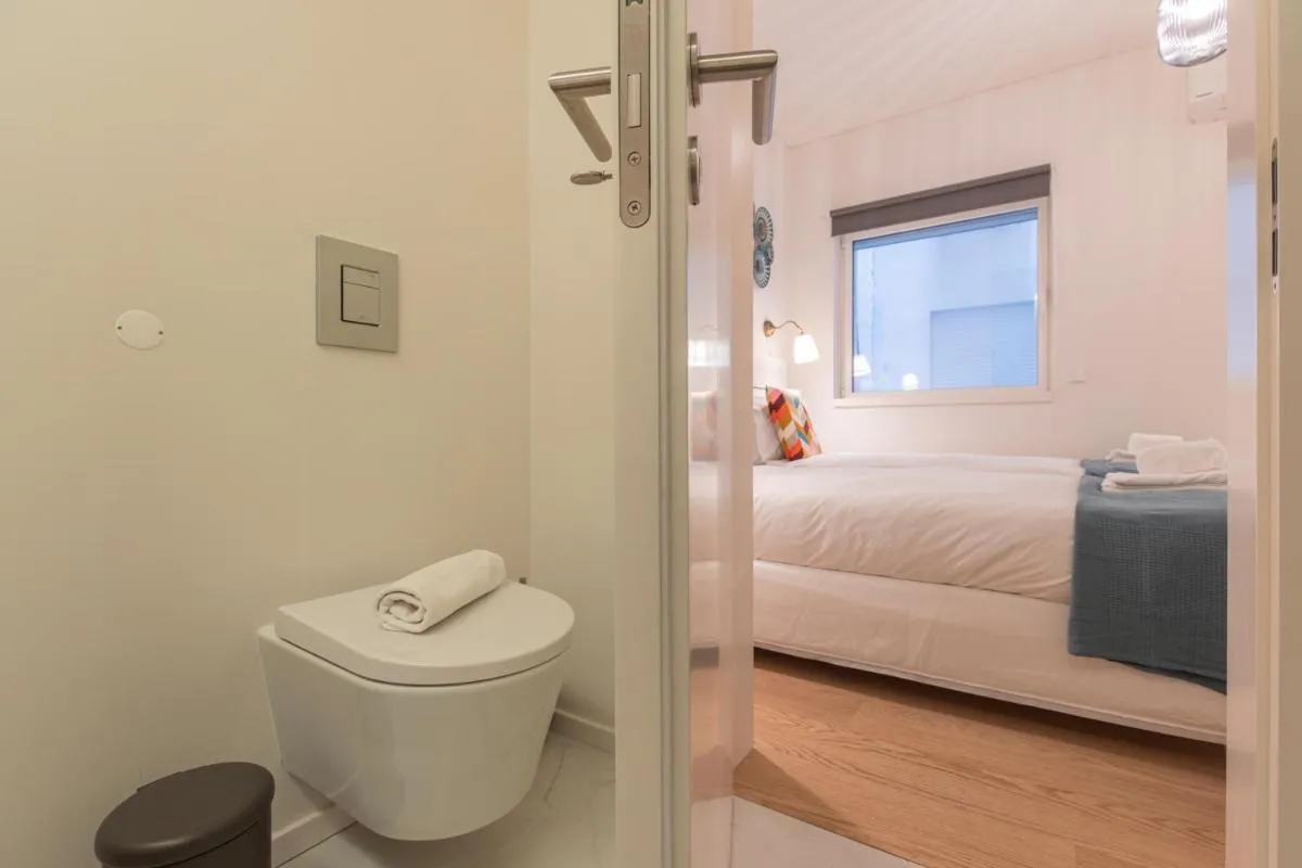 Image 6 of Saldanha Flats I by Innkeeper