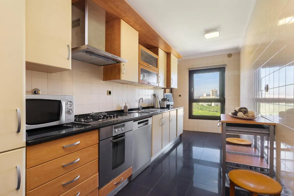 Image 3 of Spacious 2BR apartment with free parking in Lisbon by Soulplaces