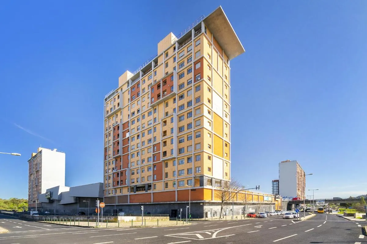 Image 4 of Spacious 2BR apartment with free parking in Lisbon by Soulplaces