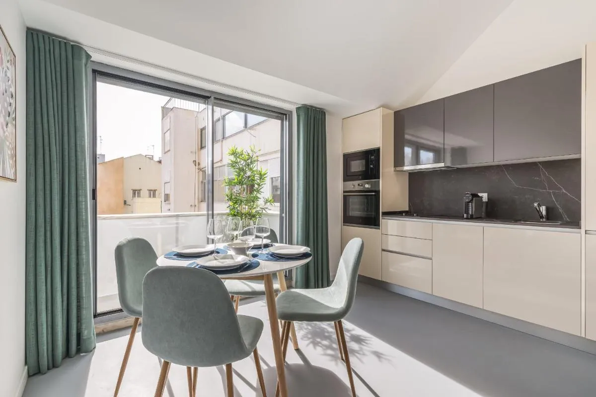 Image 3 of Succeed Campo Pequeno Apartments