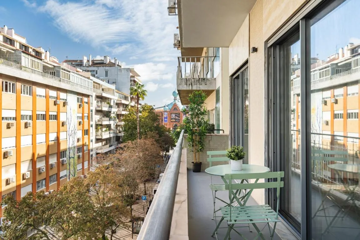 Image of Succeed Campo Pequeno Apartments