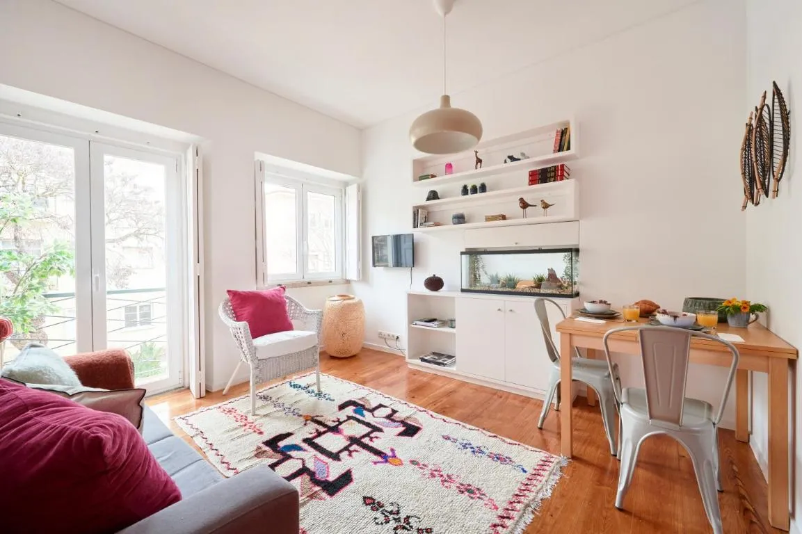 Image of Sunny Renovated Apt With AC, By TimeCooler