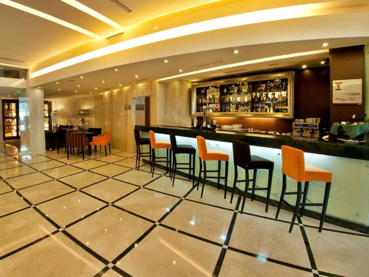 Image 2 of TURIM Alameda Hotel