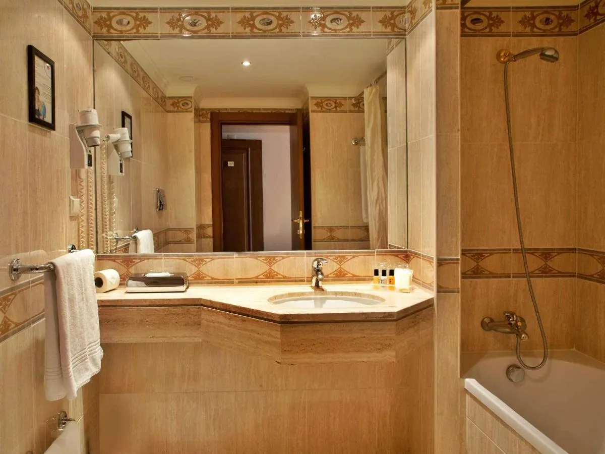 Image 2 of TURIM Lisboa Hotel