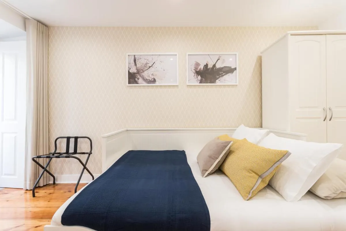 Image 6 of The Modern 1551 Apartment