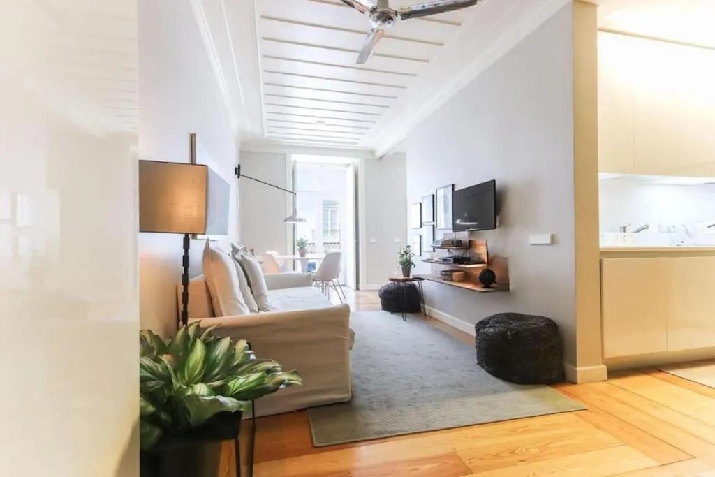Image of Trendy Chiado Flat