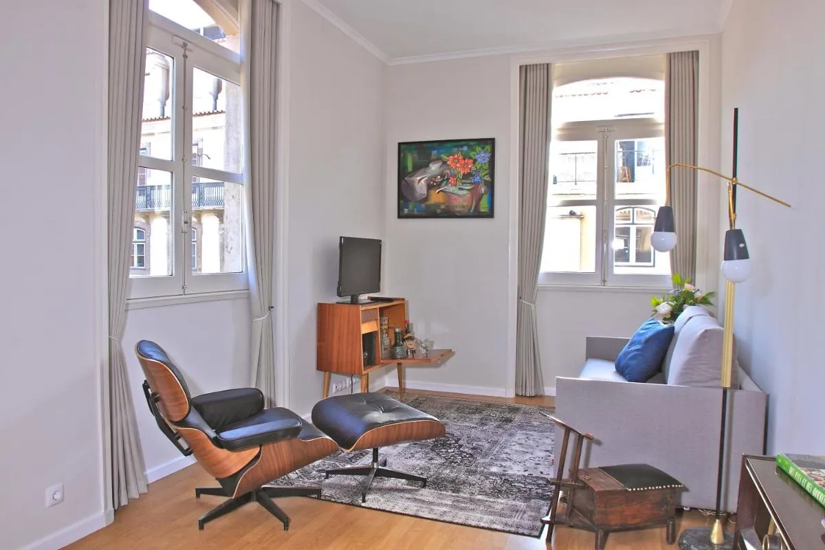 Image 4 of Unique Design Apartments