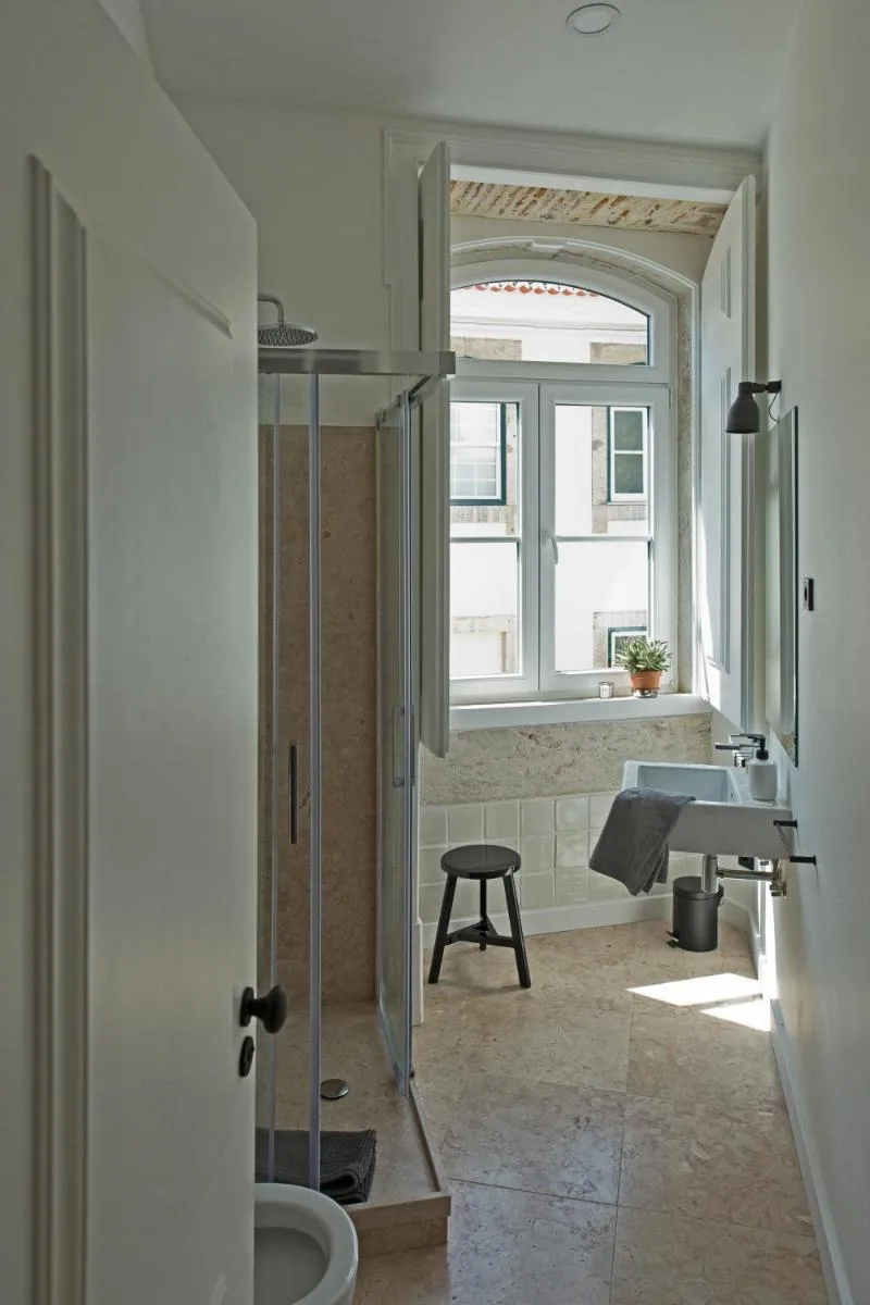 Image 3 of Update Urban Chic Flat in 19th Century Building 2 Bedrooms & 2 Bathrooms & AC Central Alfama District