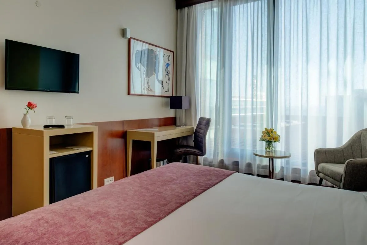 Image 1 of VIP Executive Arts Hotel