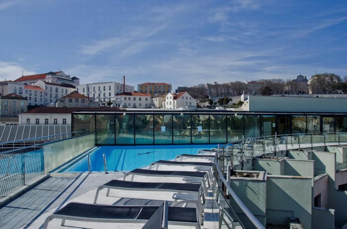 Image 3 of VIP Executive Eden Aparthotel