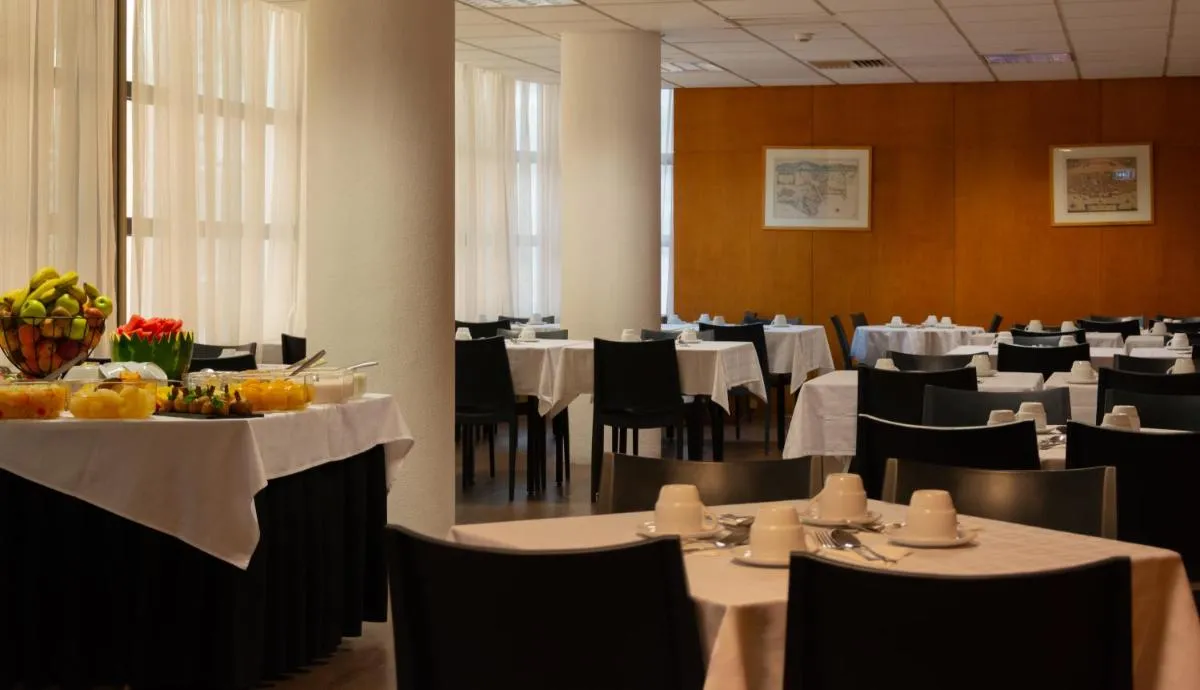 Image 4 of VIP Executive Eden Aparthotel