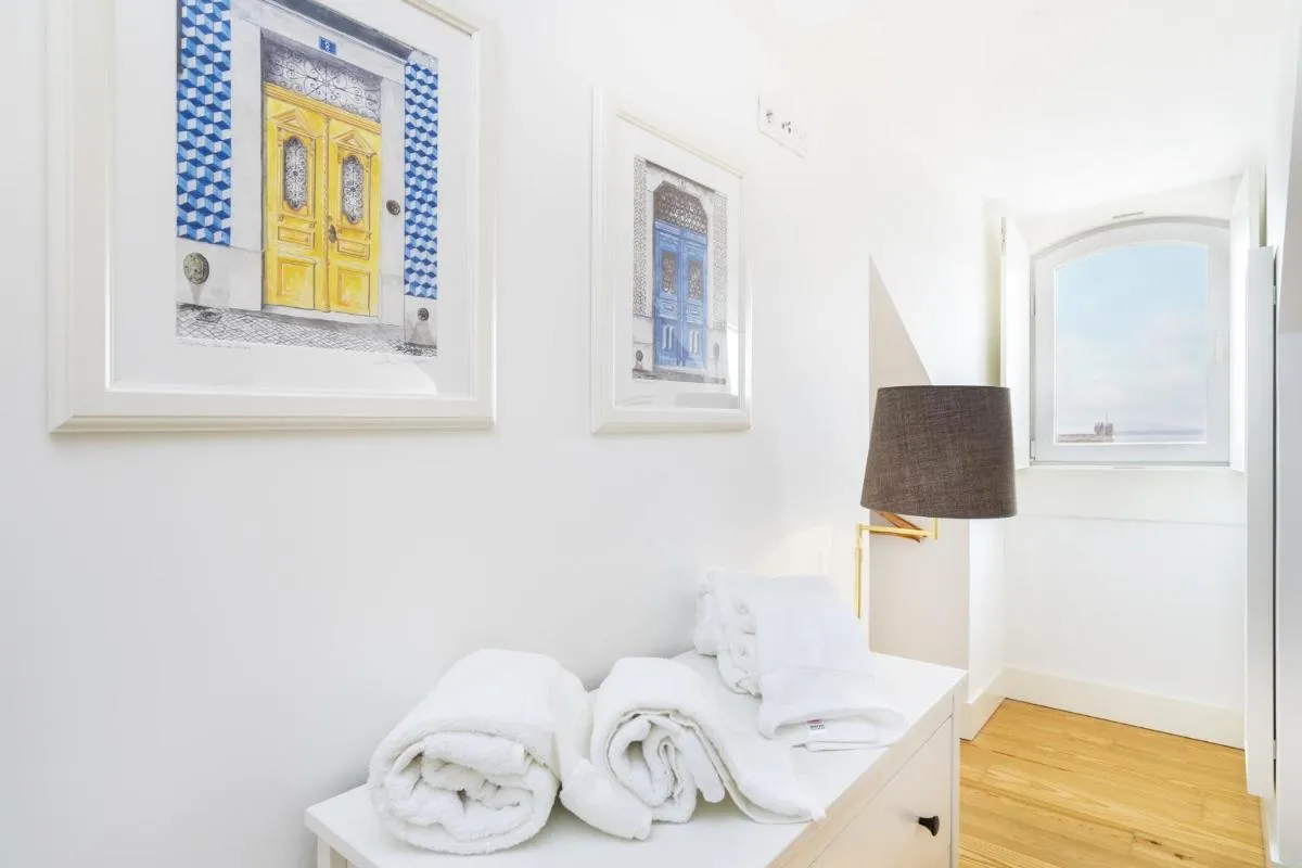 Image 2 of Velvet Dream Apartment