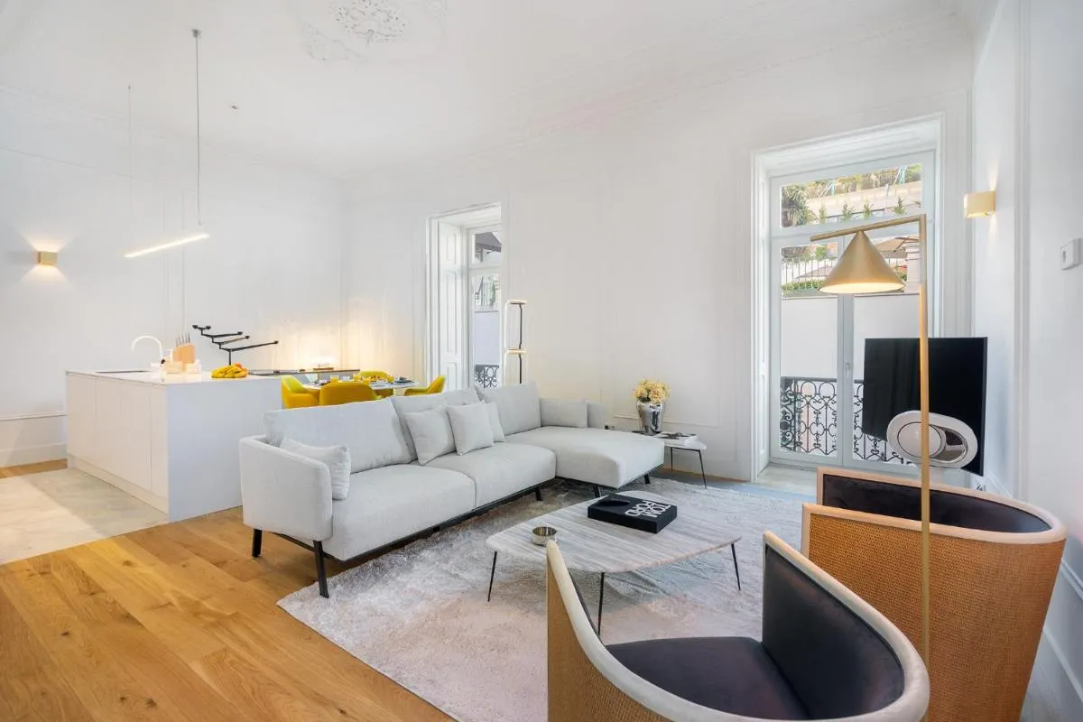 Image 5 of WHome | Av. da Liberdade Deluxe Apartment w/ S-Pool, Gym & Parking