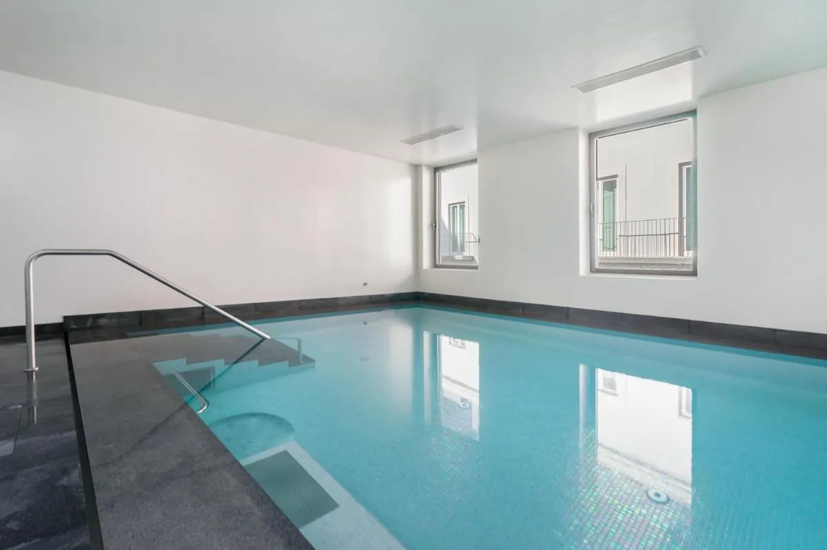 Image 3 of WHome | Av. da Liberdade Deluxe Apartment w/ S-Pool, Gym & Parking