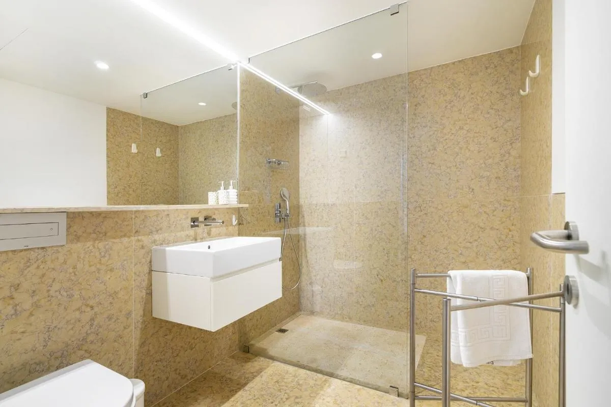 Image 2 of WHome City View Penthouse Luxurious Living in Lisbon with AC & Elevator