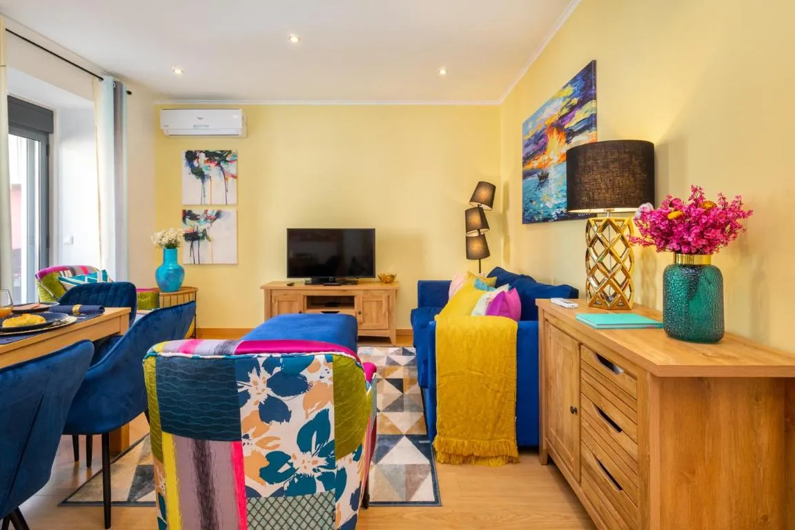 Image of WHome Premium Family Apartment w/ Lift, AC & Barbecue