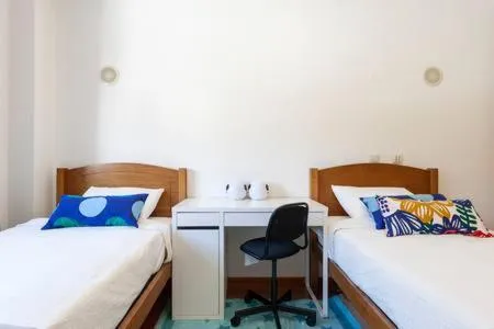 Image 1 of luxury lisbon apartment T2