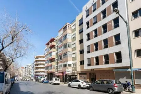Image 5 of luxury lisbon apartment T2